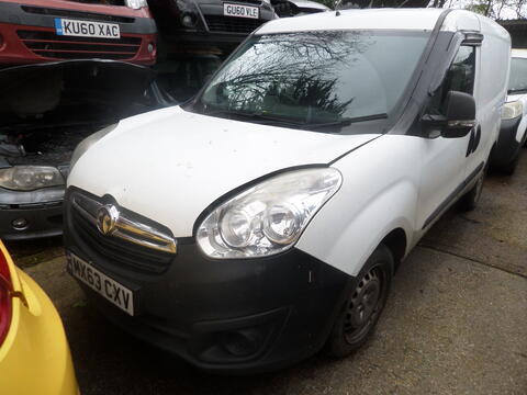 Breaking Vauxhall Combo for spares #1