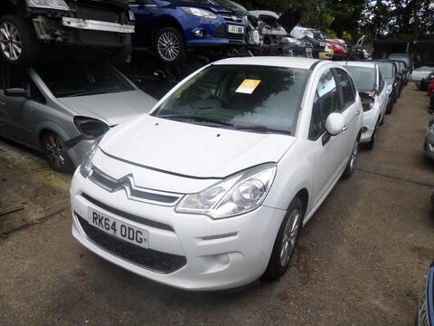 Breaking Citroen C3 for spares #1