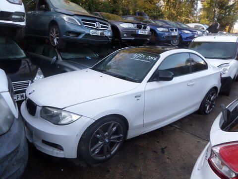 Breaking BMW 1 series for spares #1