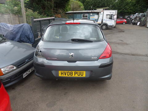 Breaking Peugeot 308 for spares #2