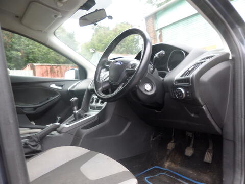 Breaking Ford Focus 2012 for spares #4