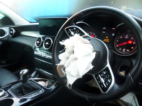 Breaking Mercedes C 200 2019 for spares #4